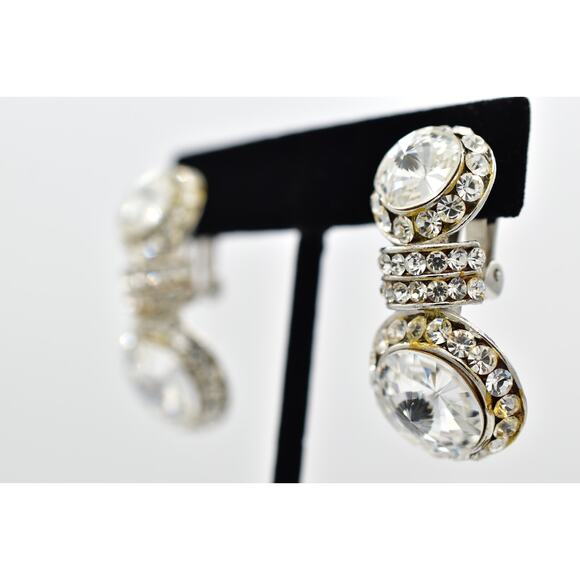 Vintage Crystal Clip On Earrings Rhinestone Drop Shiny Channel Chunky 1980s 9H - Picture 2 of 12